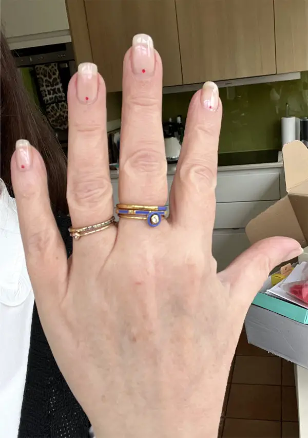 How To One Dot Mani