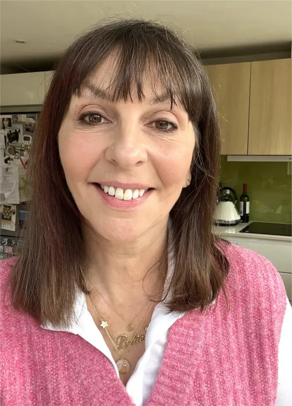 Trish McEvoy Deep Aubergine Gel Liner Review